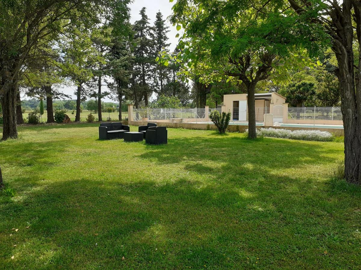 B&B Gite D'Ayran Saint-Quentin-la-Poterie Buitenkant foto