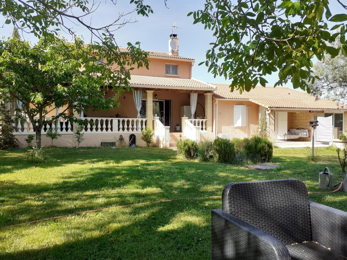 B&B Gite D'Ayran Saint-Quentin-la-Poterie Buitenkant foto