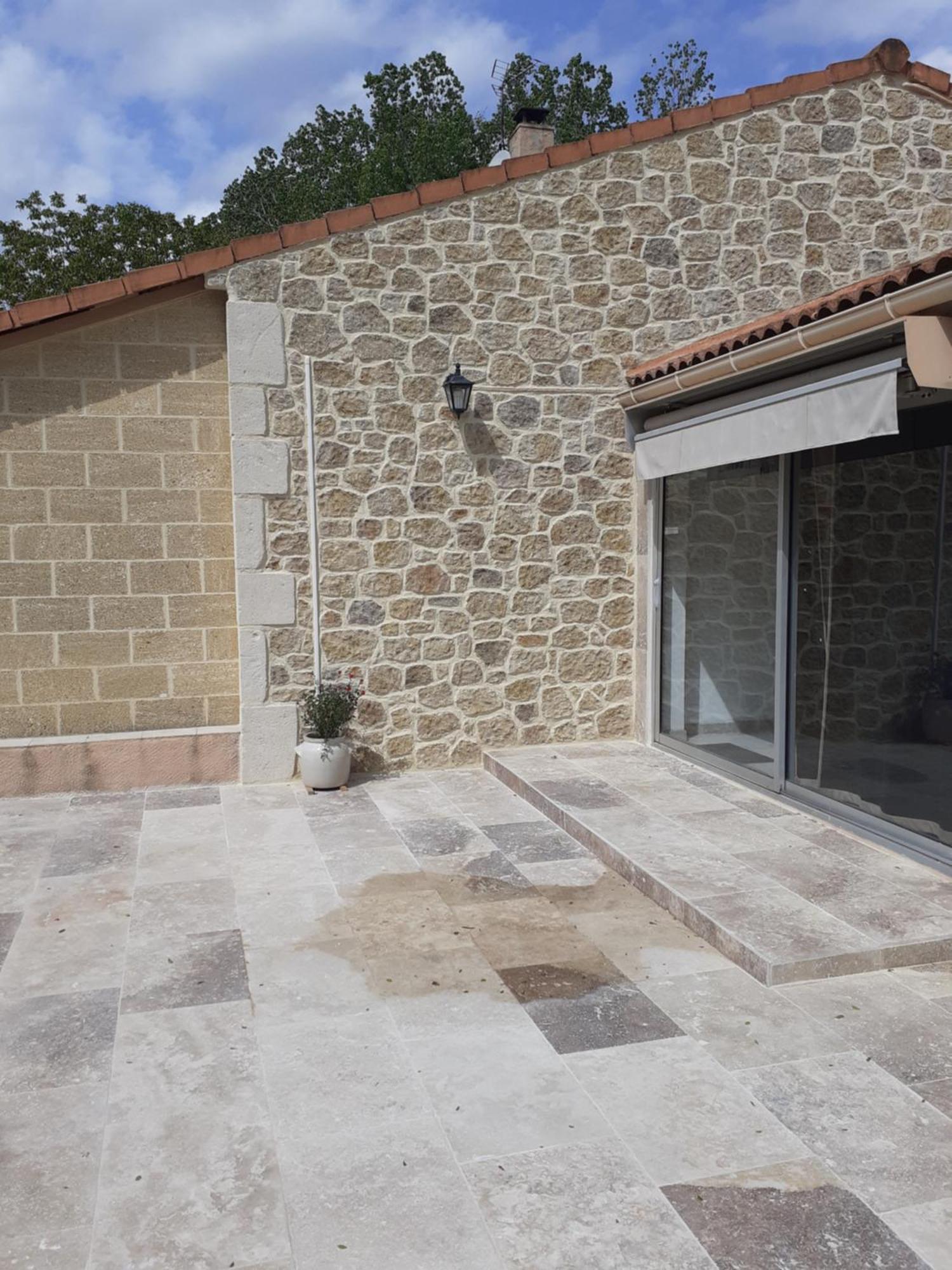 B&B Gite D'Ayran Saint-Quentin-la-Poterie Buitenkant foto
