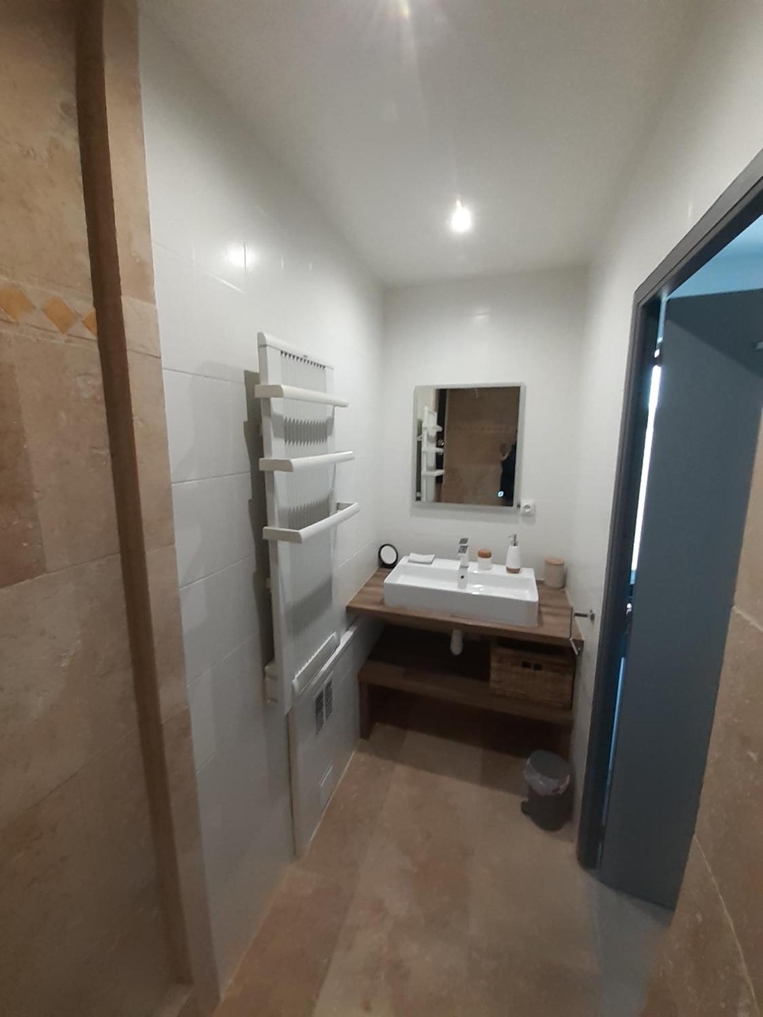 B&B Gite D'Ayran Saint-Quentin-la-Poterie Buitenkant foto